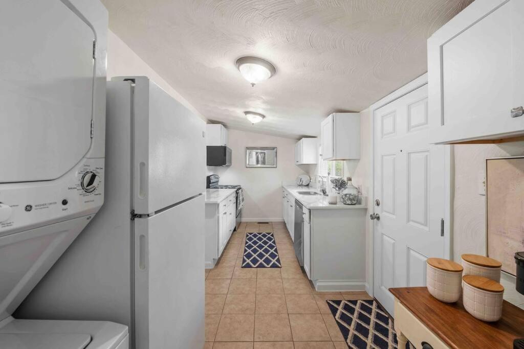 Beach Bungalow - 1 Block To Beach - Pets Welcome! Norfolk Esterno foto
