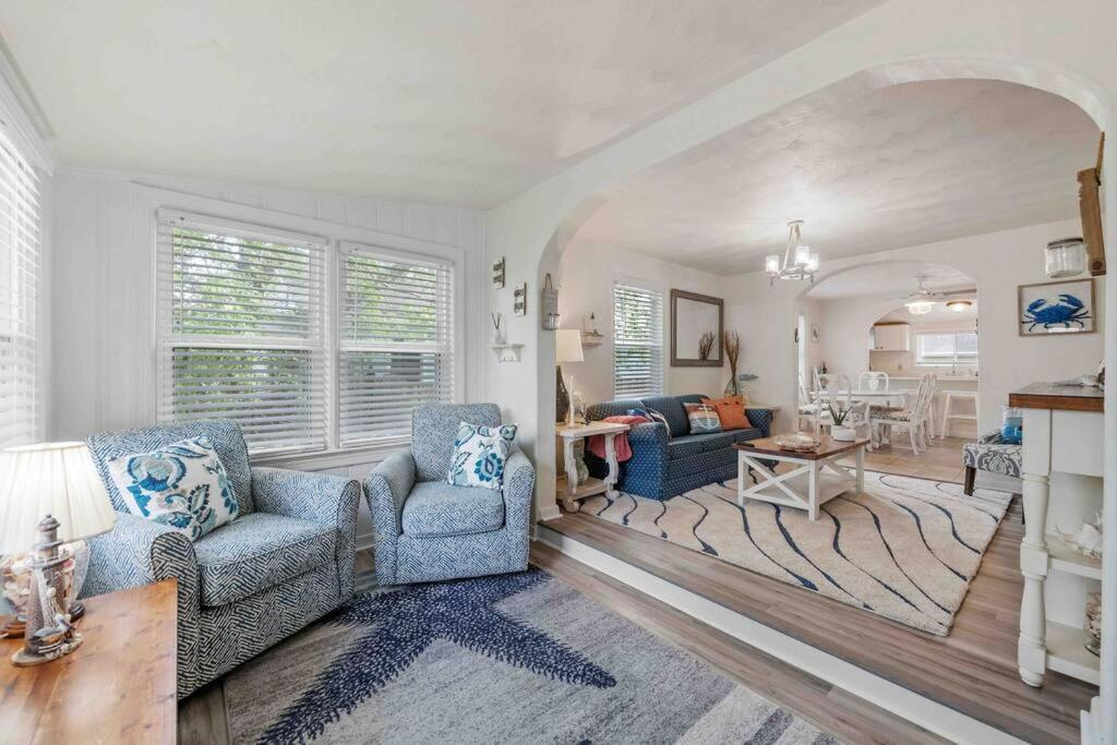 Beach Bungalow - 1 Block To Beach - Pets Welcome! Norfolk Esterno foto